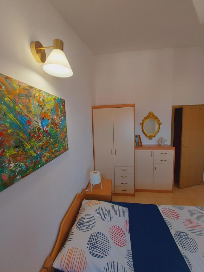 The View Apartment Supetar Exterior foto