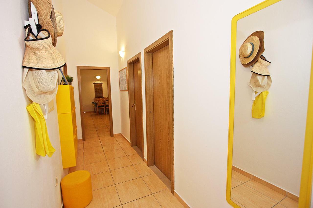 The View Apartment Supetar Exterior foto