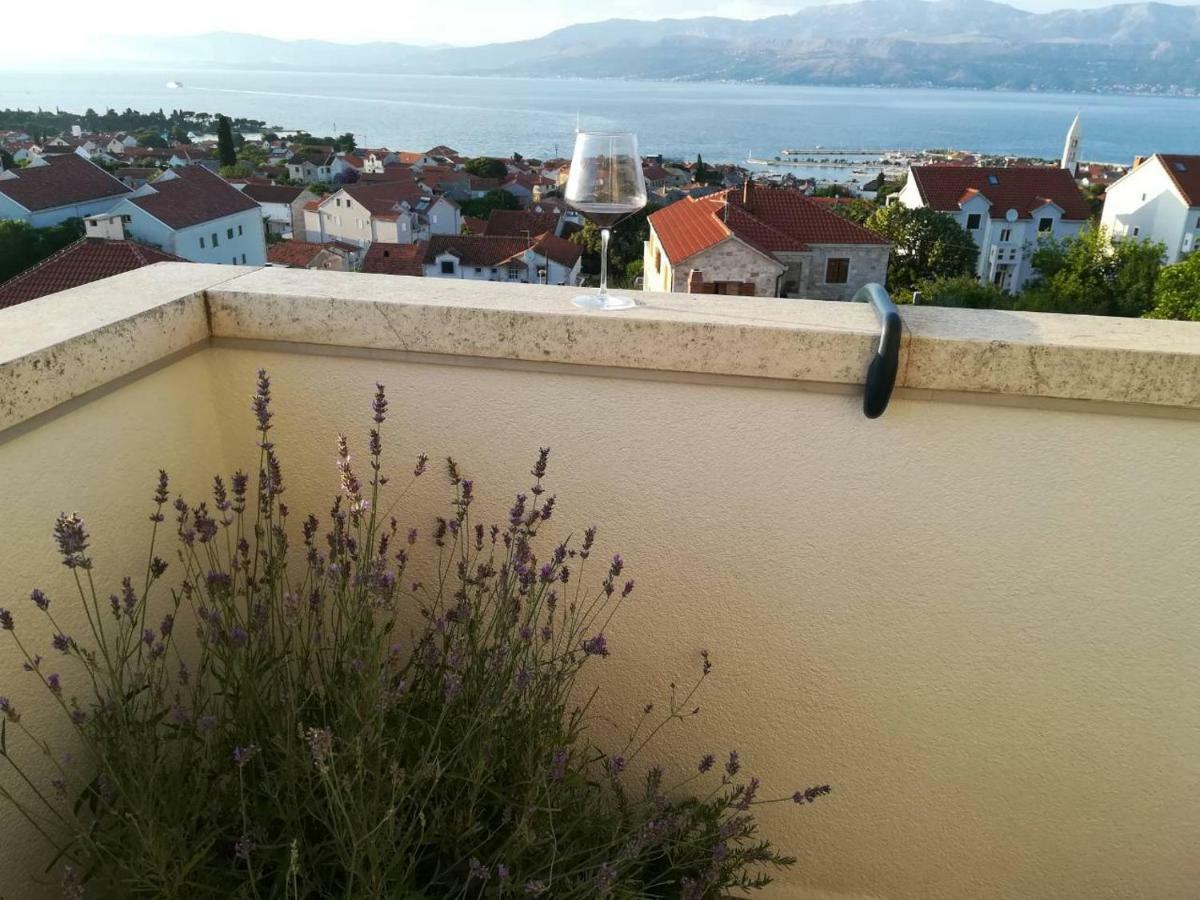 The View Apartment Supetar Exterior foto