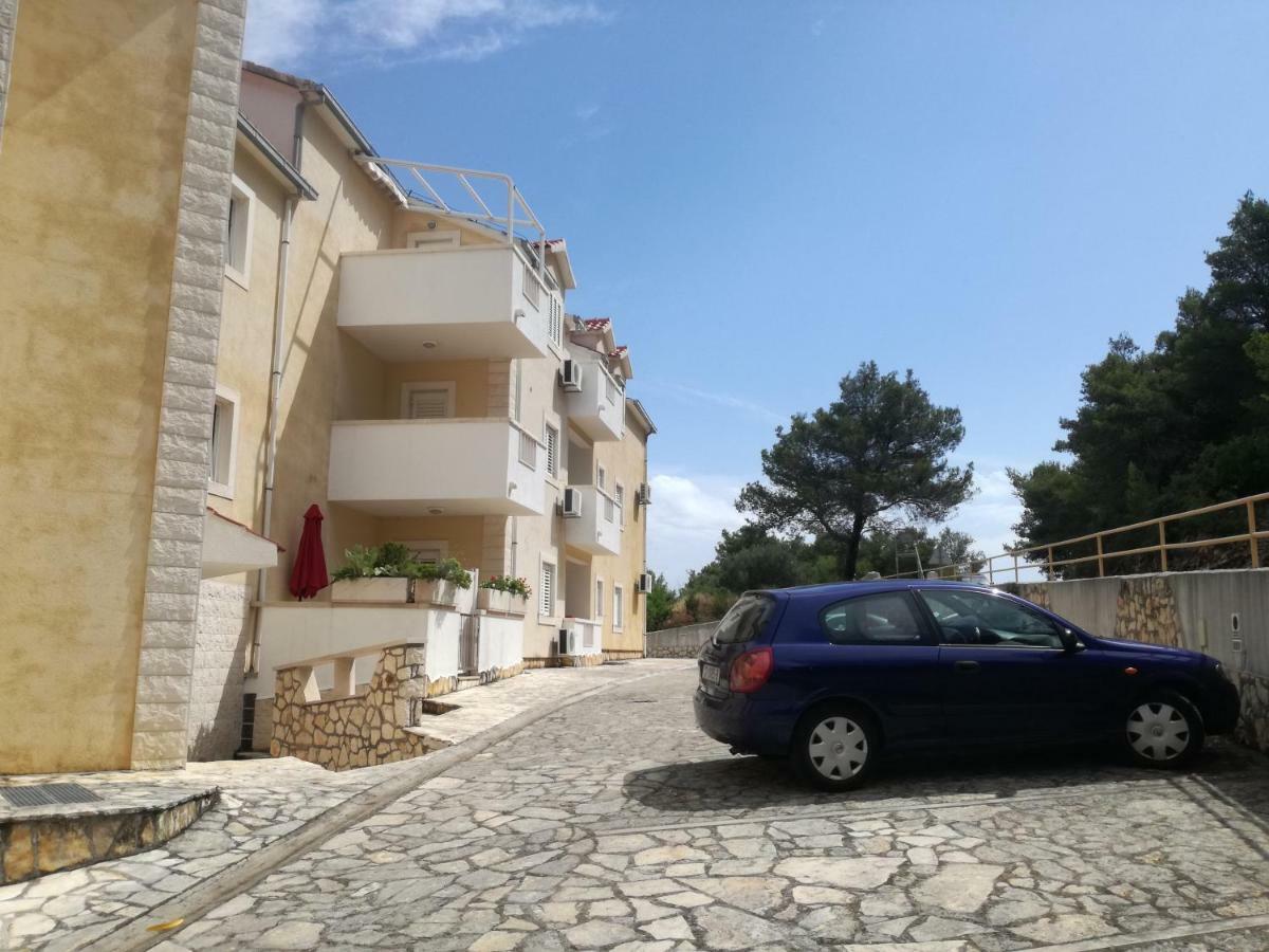 The View Apartment Supetar Exterior foto